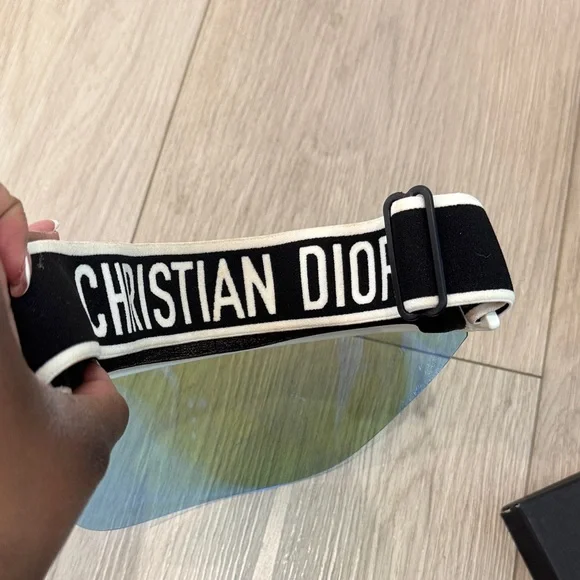 Dior J'Adior Blue and White Visor - Picture 2 of 10